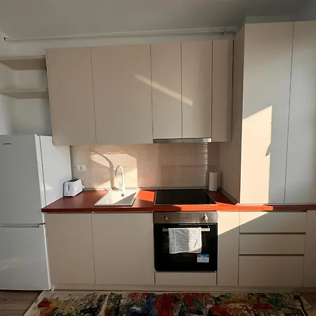 Daire Solid By The Lake Mamaia
